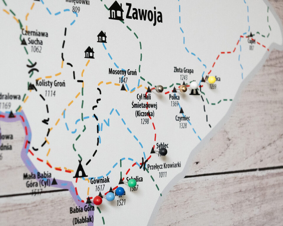 Mapa Beskidu Żywieckiego na ścianę do zaznaczania szczytów pinezkami (5)